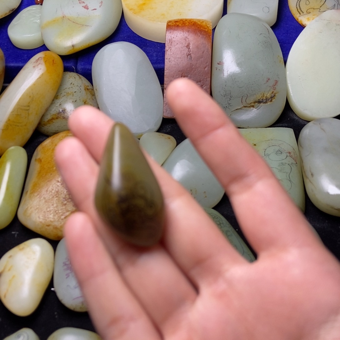 原石未镶嵌定制和田玉