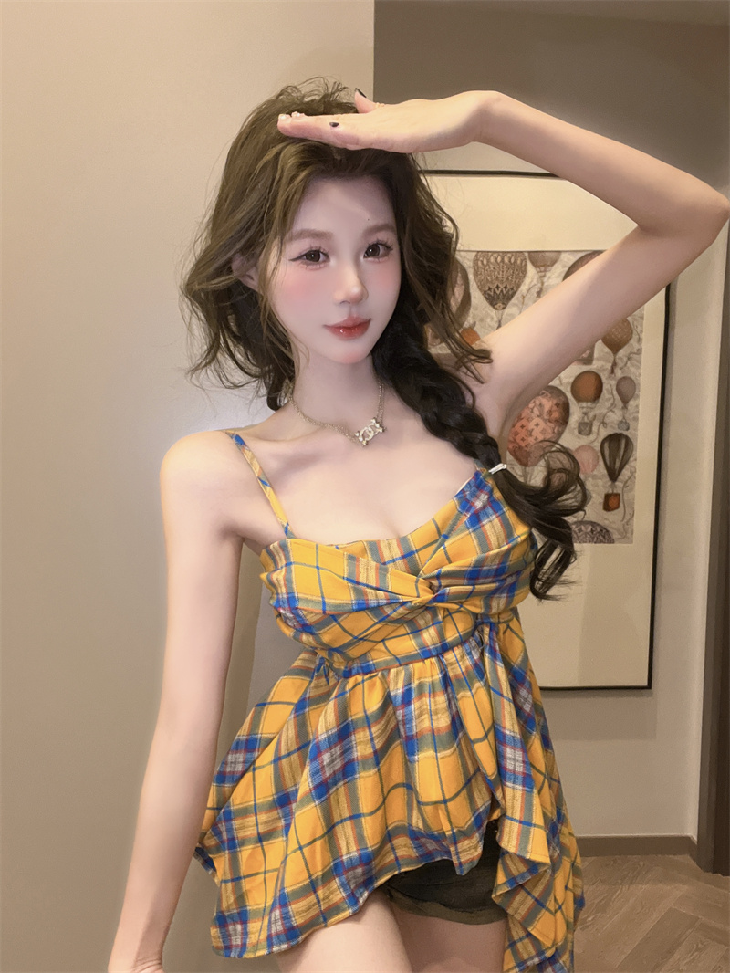 夏季高品质辣妹孤品设计感女装  一人一编码  拍下留言 