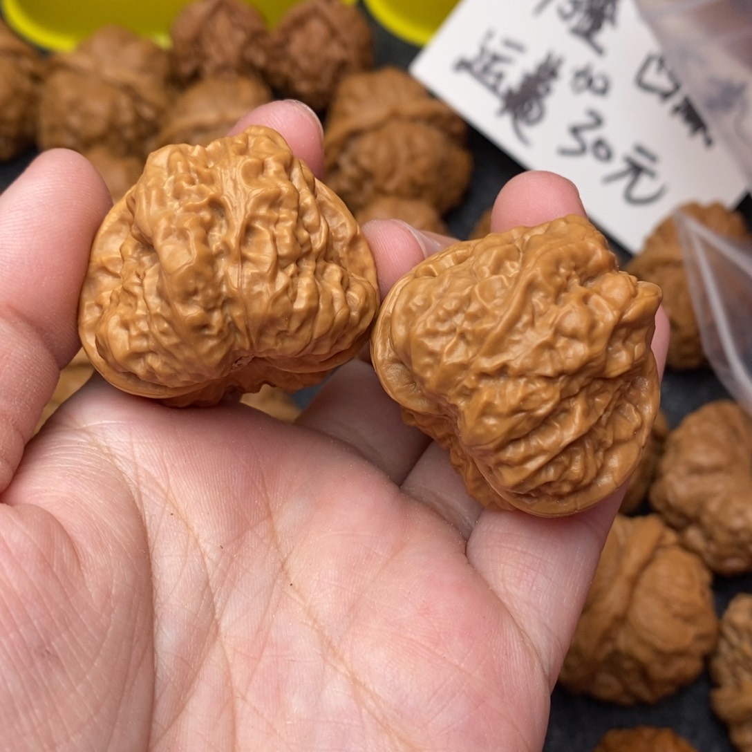 文玩核桃把件山*蛤蟆37