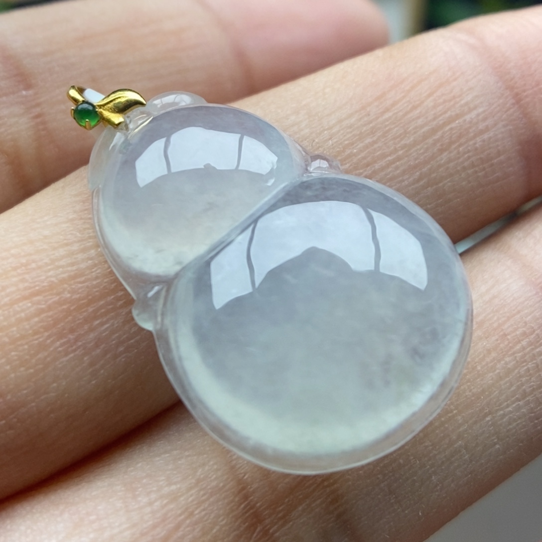 翡翠18K金镶嵌颈饰吊坠47