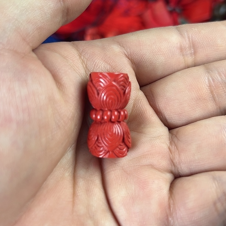 和田玉（糖玉）颈饰未镶嵌