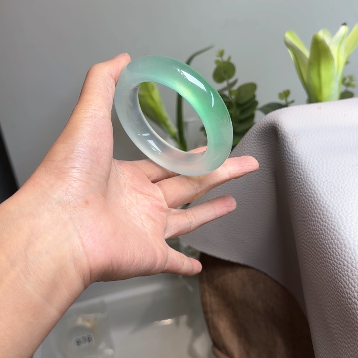 玉贺*时尚冰飘花手镯091