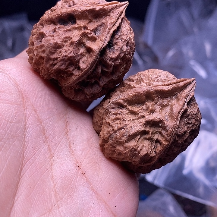 文玩核桃把件    80