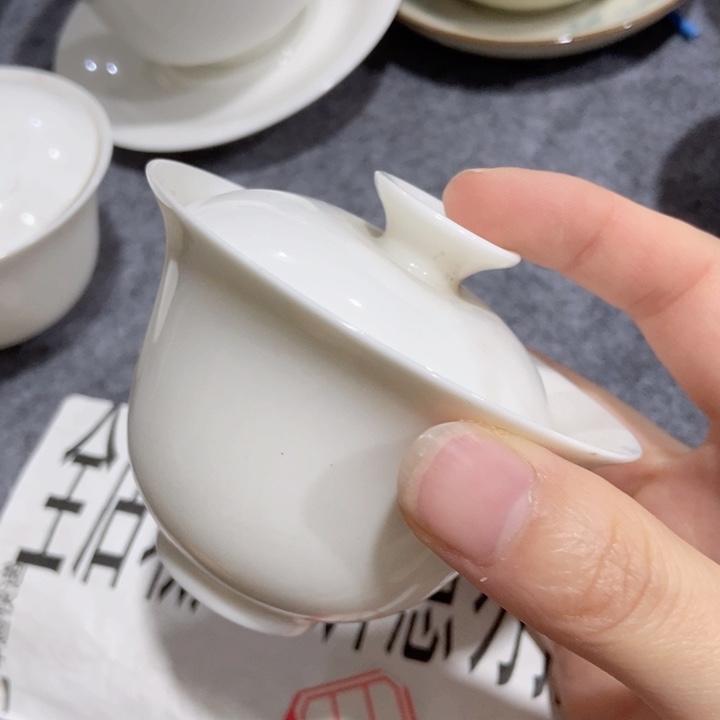 茶具微瑕，介意勿拍