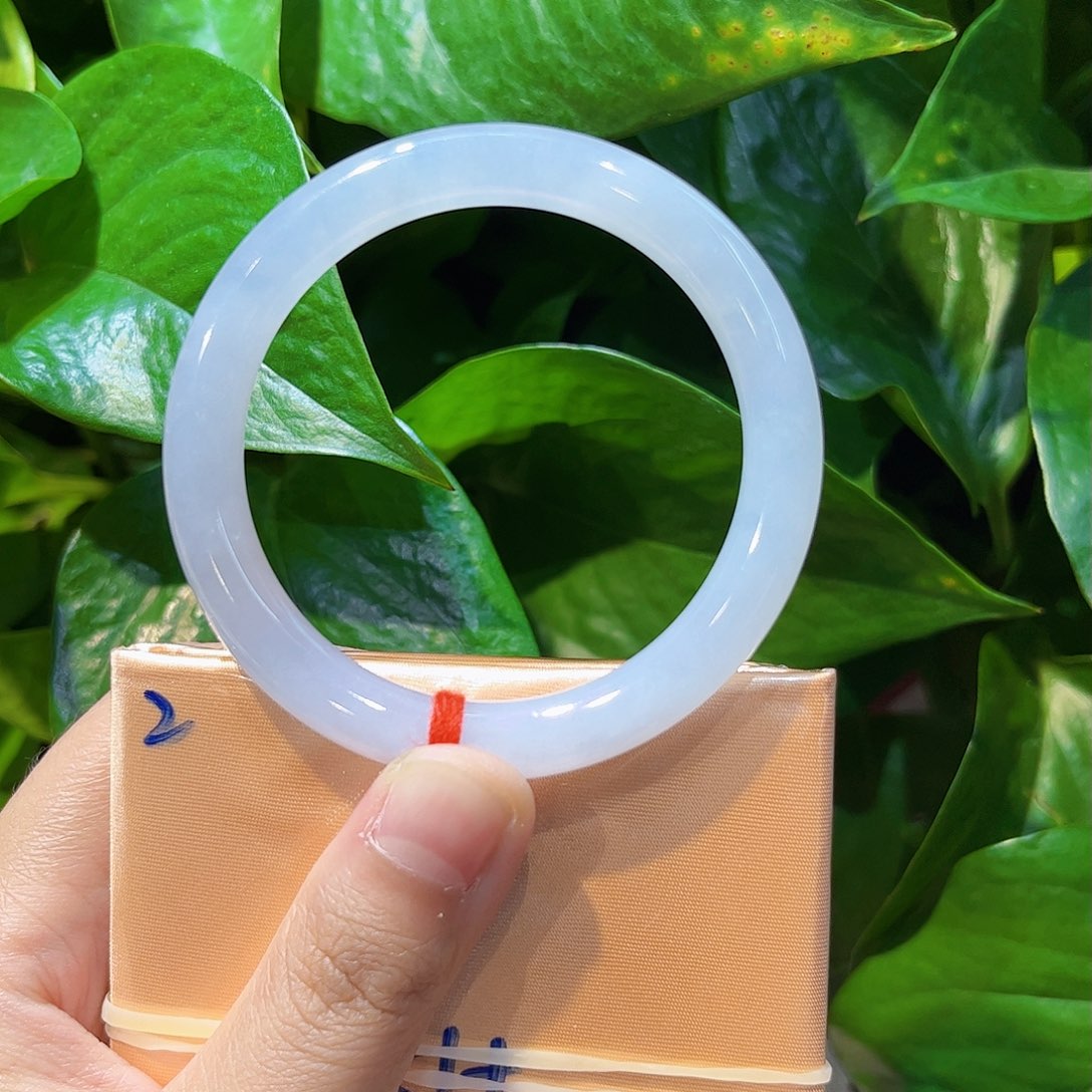 翡翠未镶嵌手镯51圈口