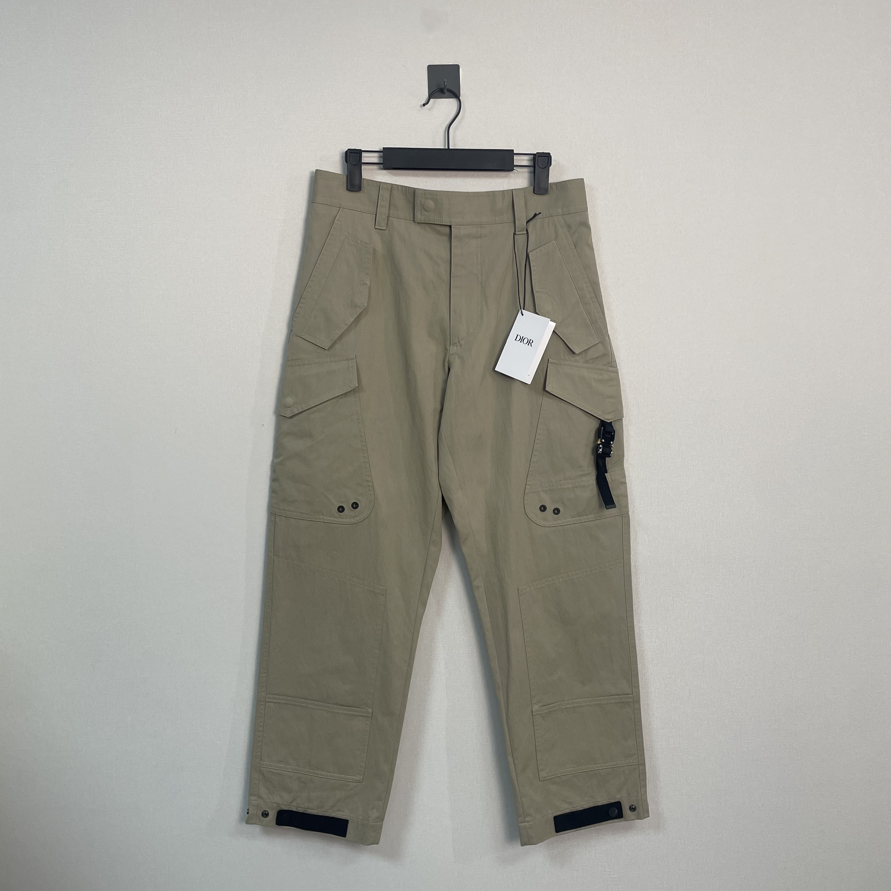 未使用 DIOR/迪奥 新款锁扣口袋工装裤/46码/全新带吊/价8100