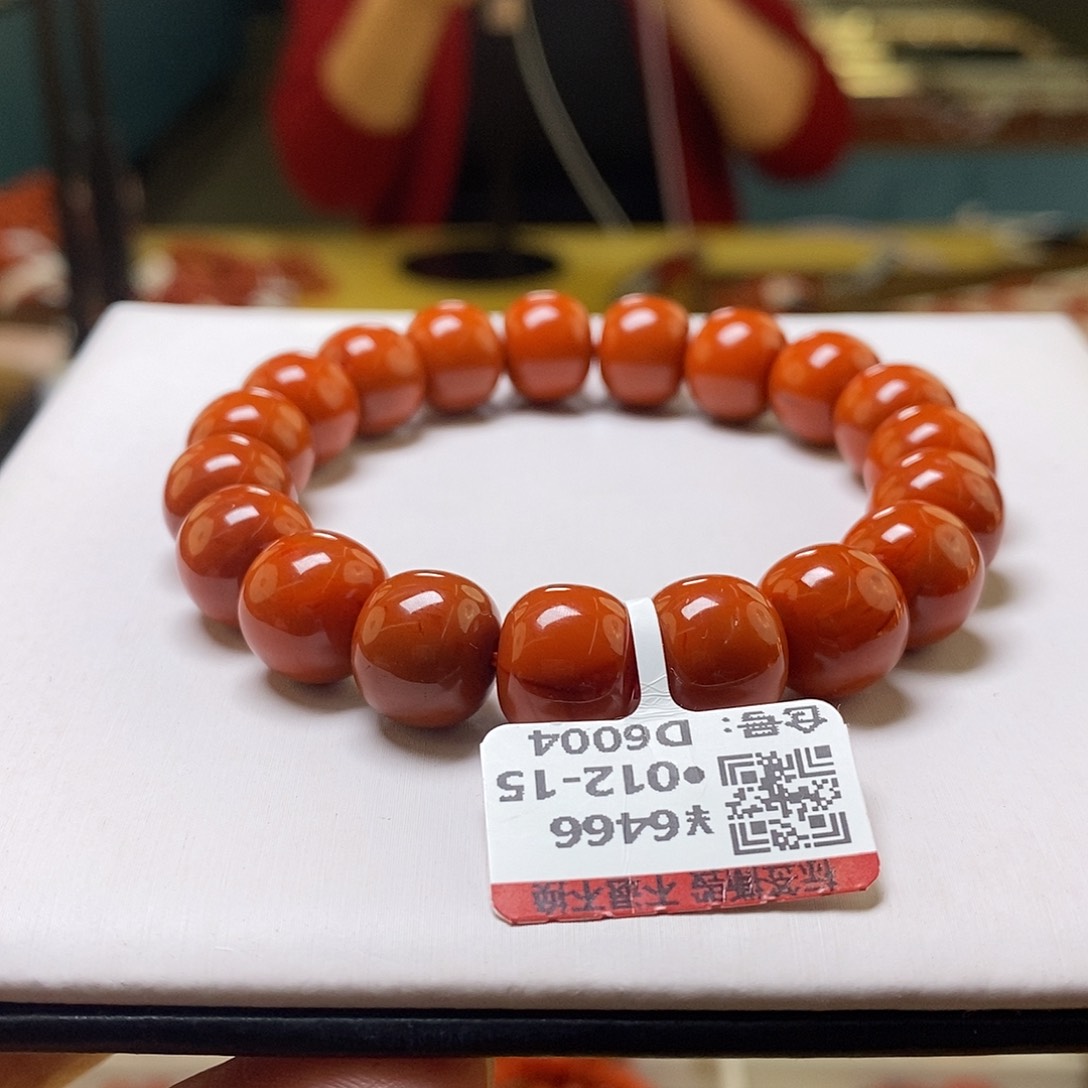 未镶嵌卡11+南红玛瑙