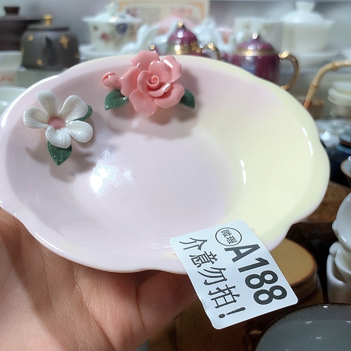 陶瓷制品及陶瓷艺术品瑕疵不退