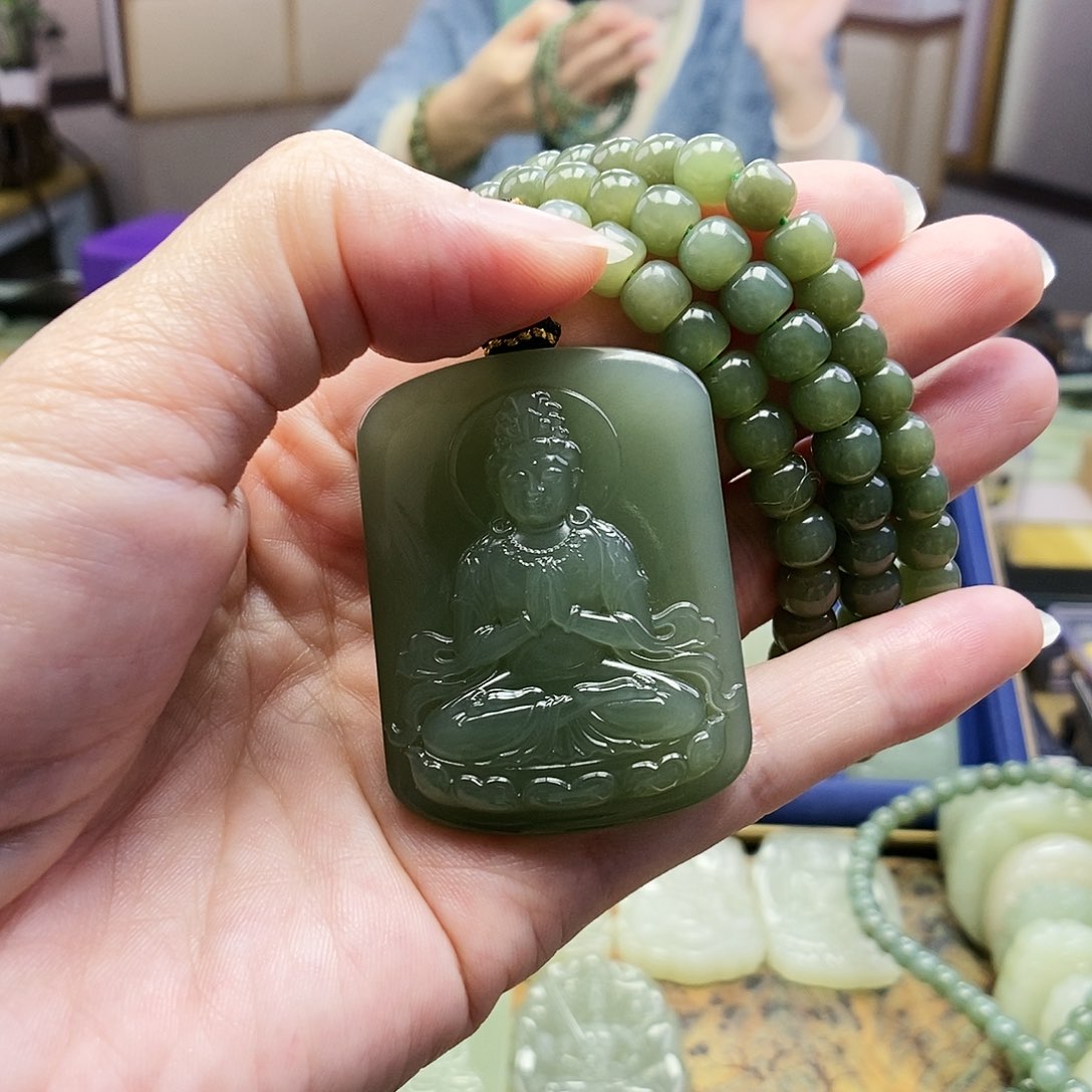 和田玉颈饰未镶嵌狩****波