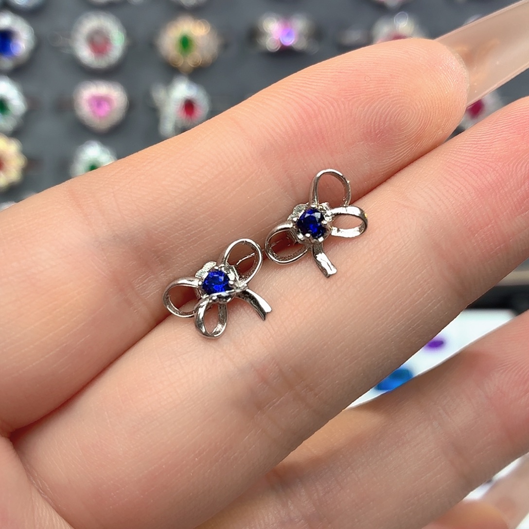 925银培育皇家蓝色宝石