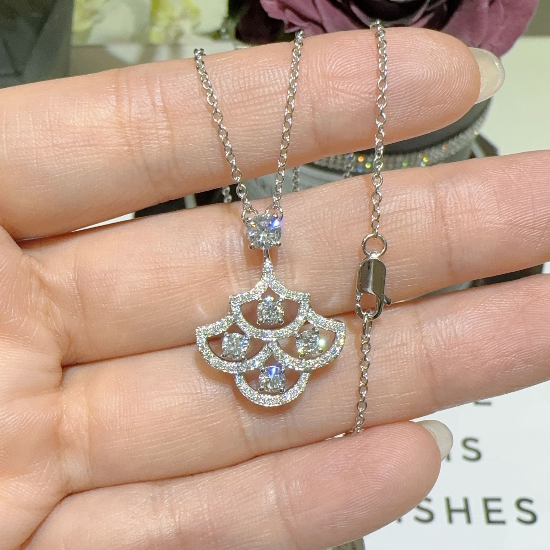 实验室培育钻石18K白金镶嵌培育钻石多层裙子扇子项链经典百搭时R