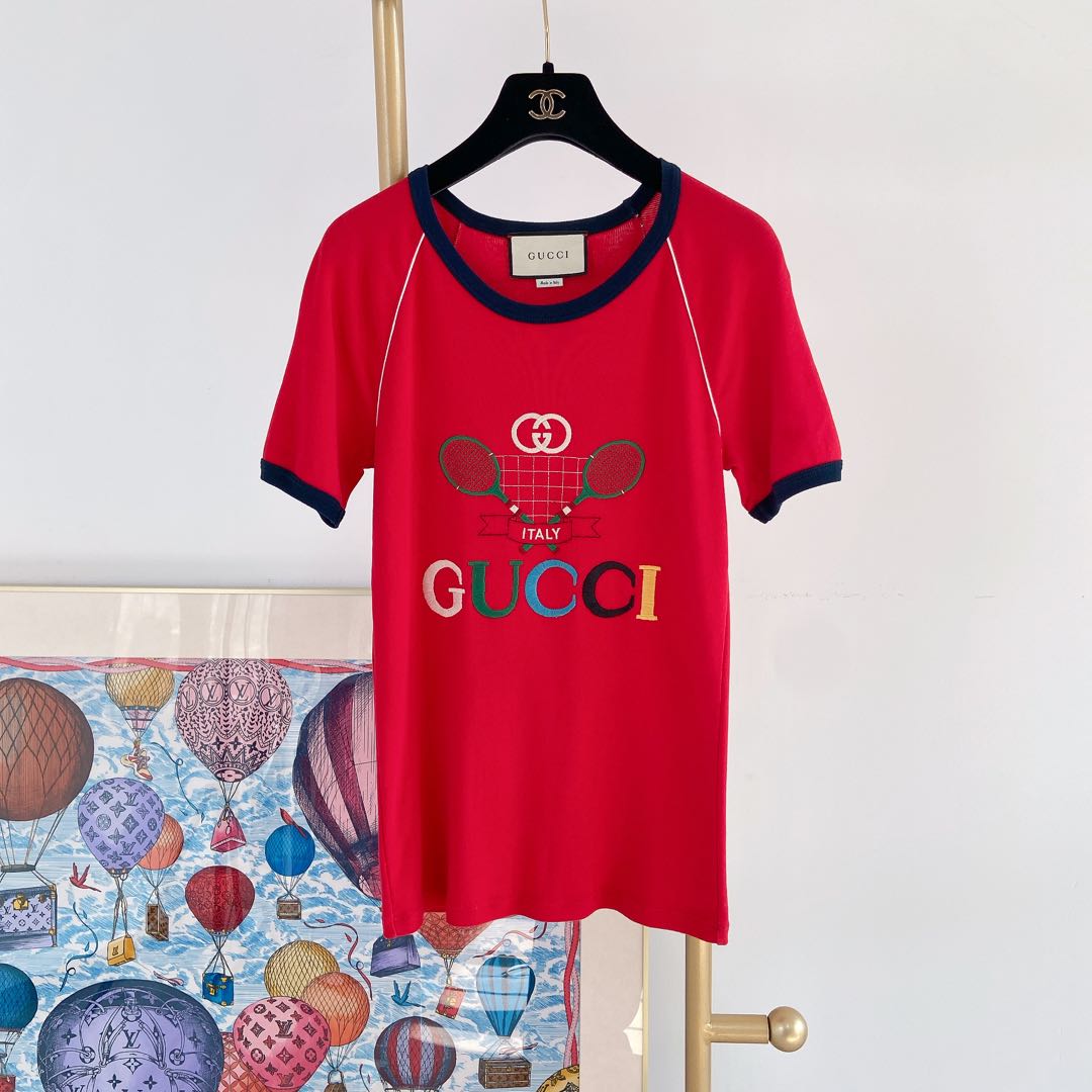 【Gucci 】#古驰红色刺绣logo上衣 M码