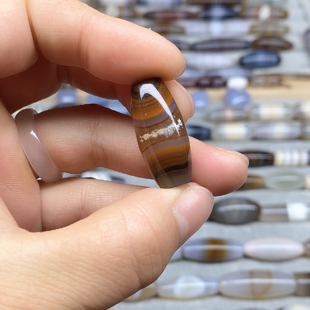 未镶嵌颈饰玛瑙/玉髓M*