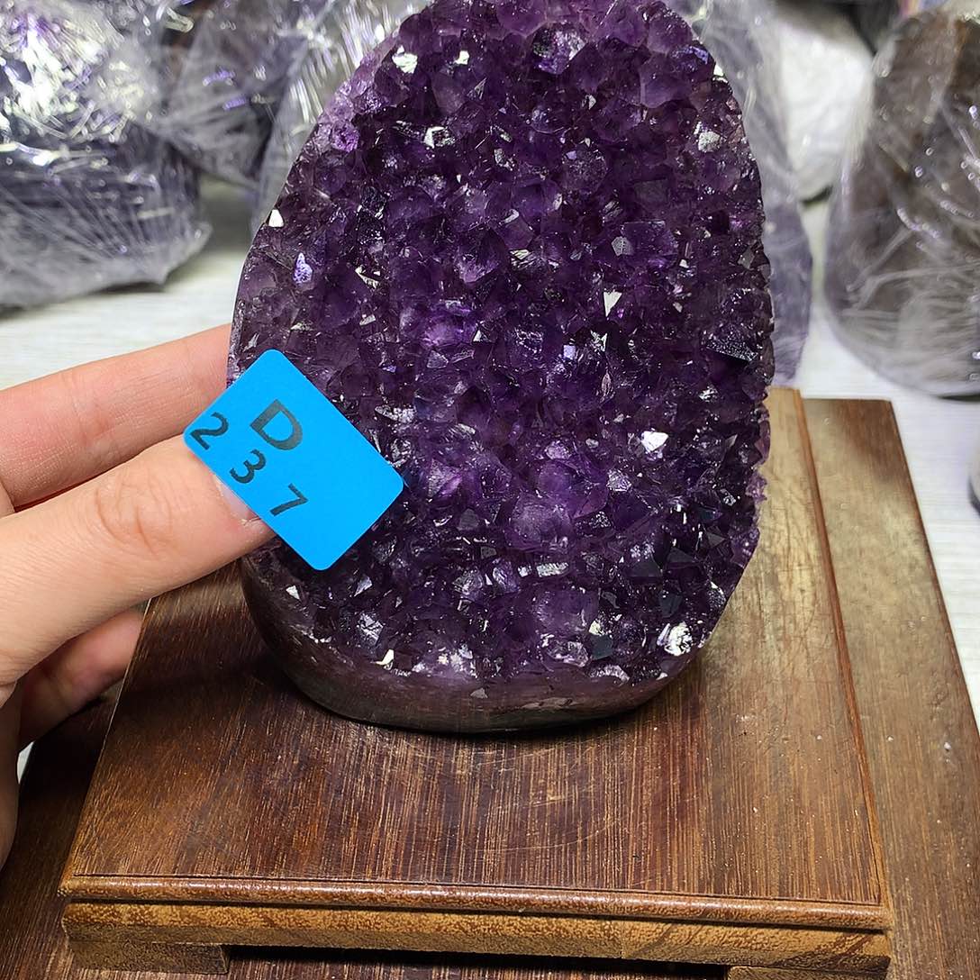 紫晶大型摆件（非配饰）未镶嵌