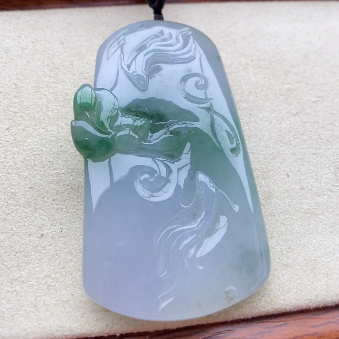 翡翠未镶嵌颈饰吊坠10