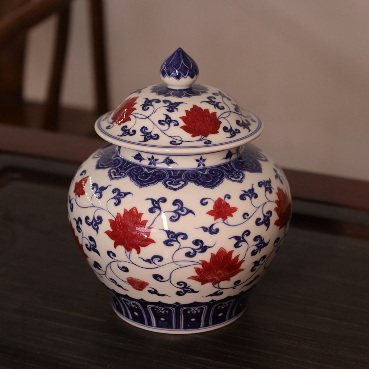 青花釉里红茶叶罐