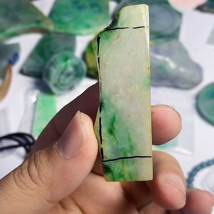 翡翠散珠天然翡翠A货挂件