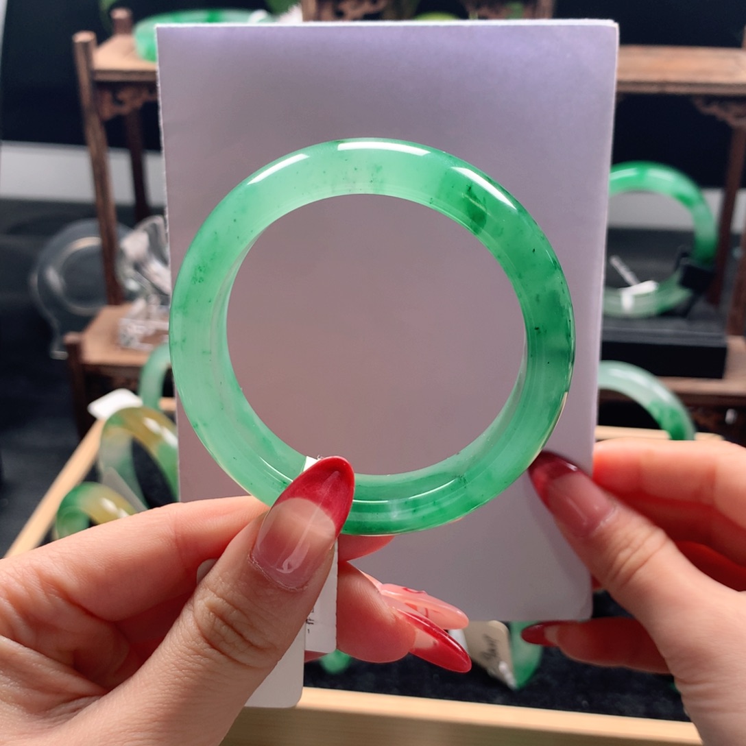 石英质玉手镯52未镶嵌