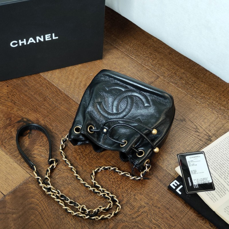 95新 Chanel/香奈儿 【24期免息】黑金油蜡皮抽绳双金珠水桶包50561