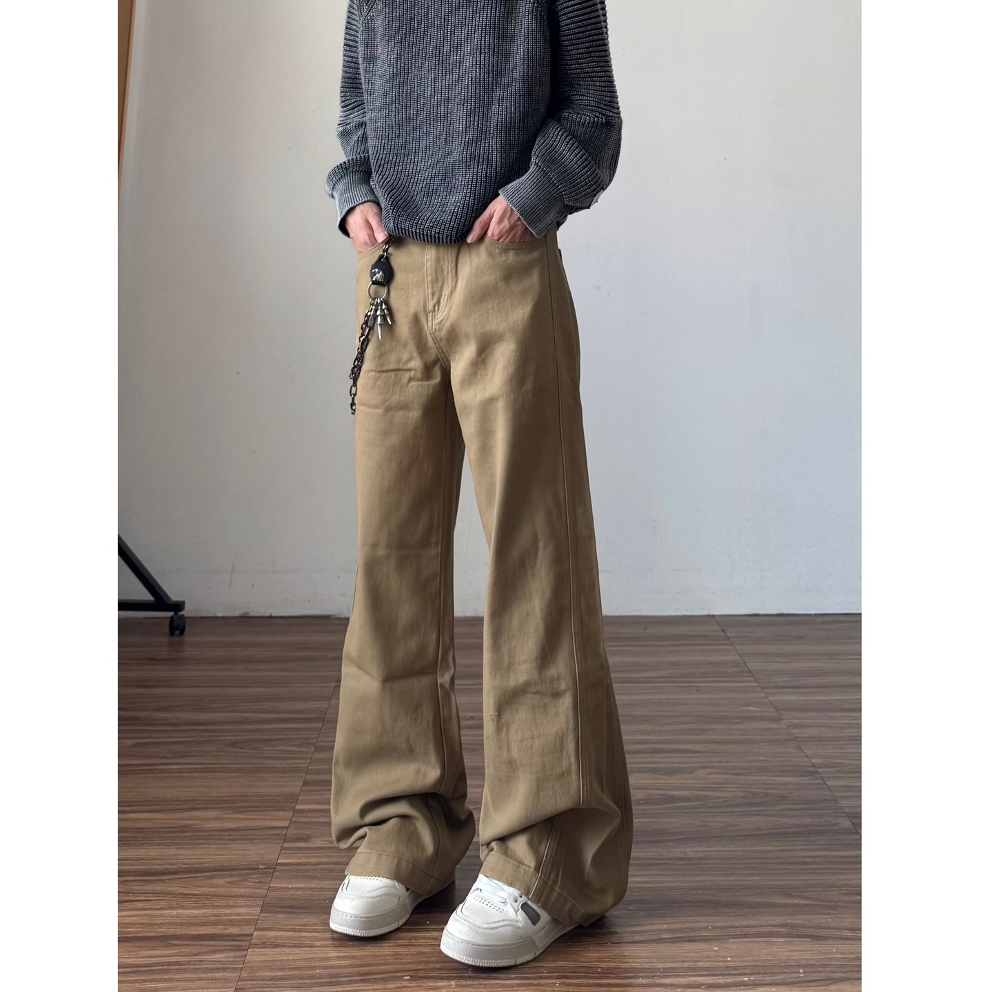 美式A字版型休闲裤男高街ins潮宽松阔腿裤子高级感直筒微喇长裤女