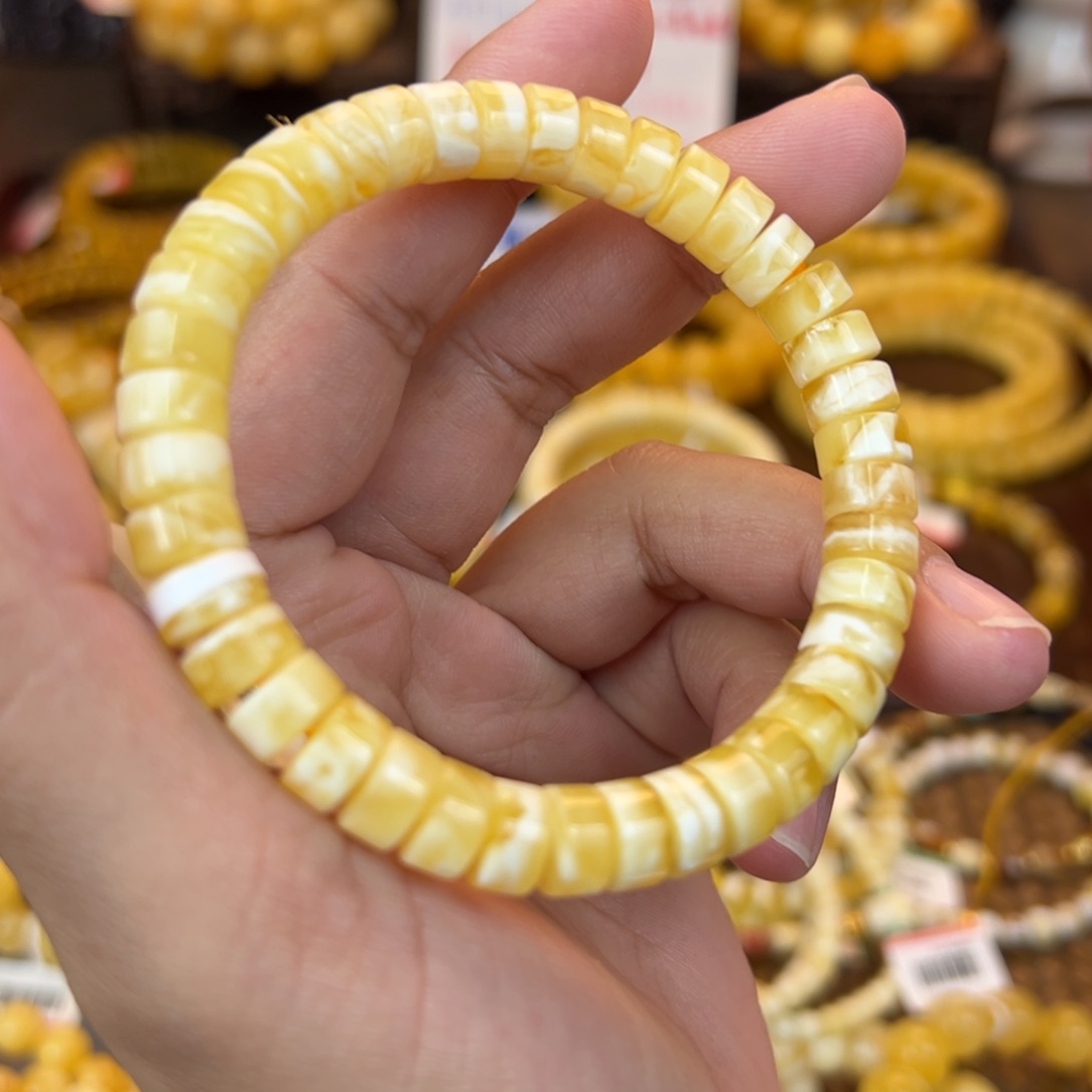 琥珀裸石未镶嵌jjhhhhhhnn