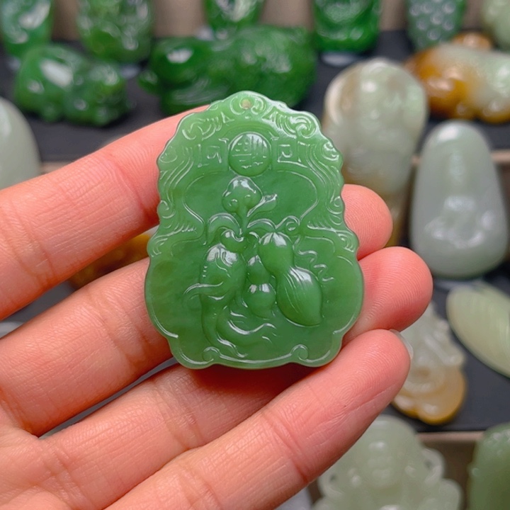 和田玉挂件未镶嵌