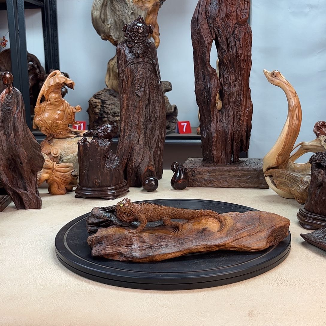 w***u微凹黄檀（南美大红酸枝）