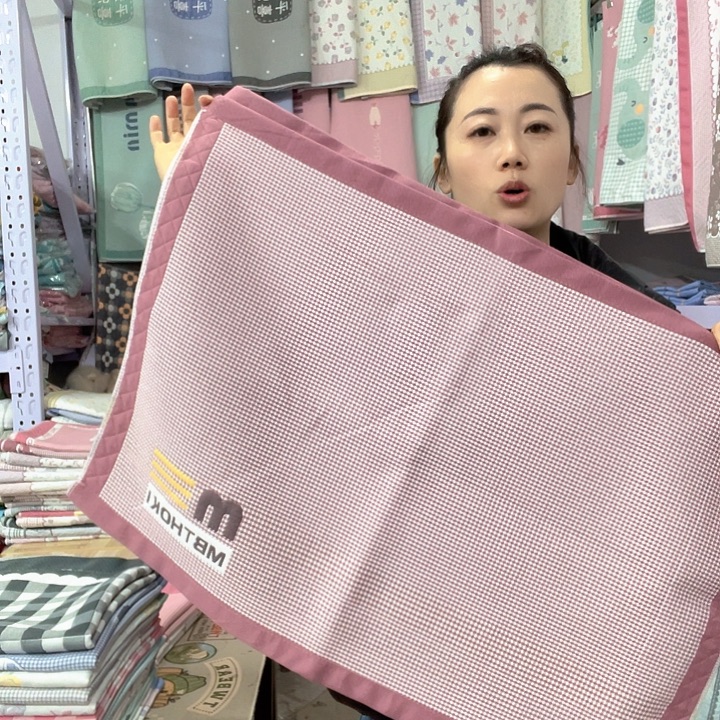 棉特价促销酒红色字母