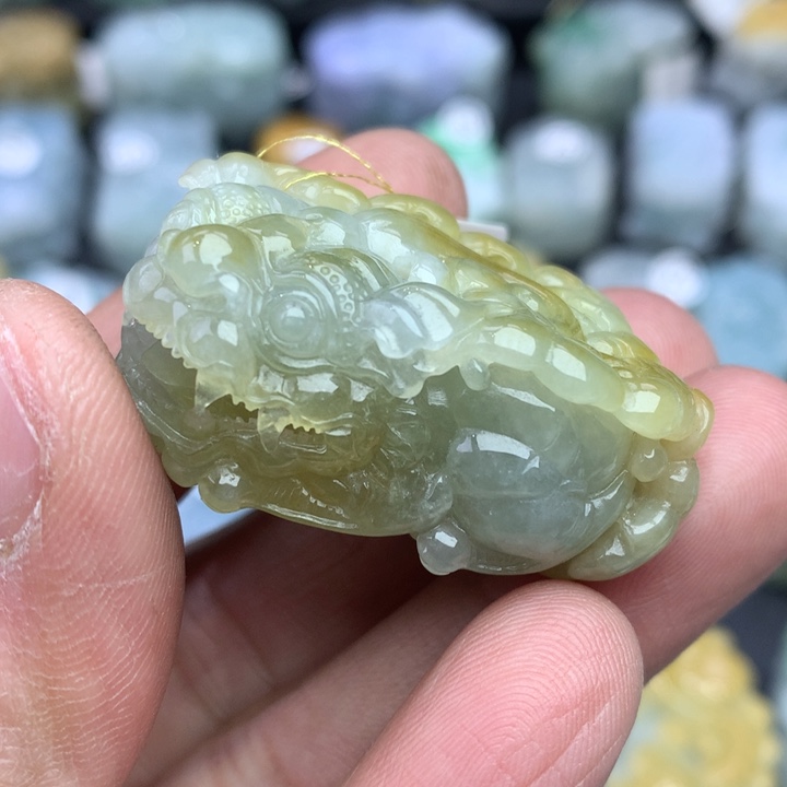 翡翠颈饰未镶嵌天然缅甸翡翠招财貔貅吊坠