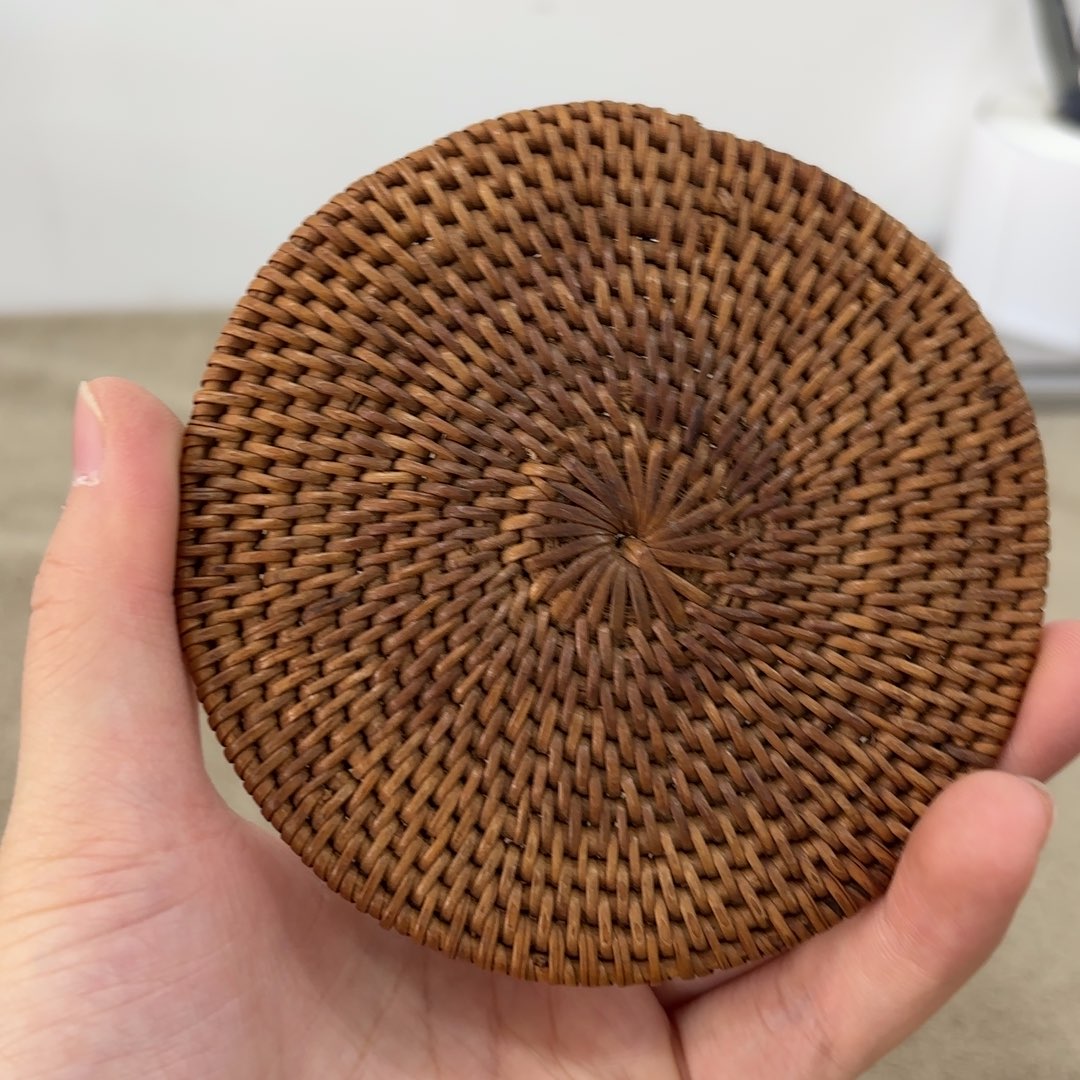 瓷片非常好看漂亮的物品 