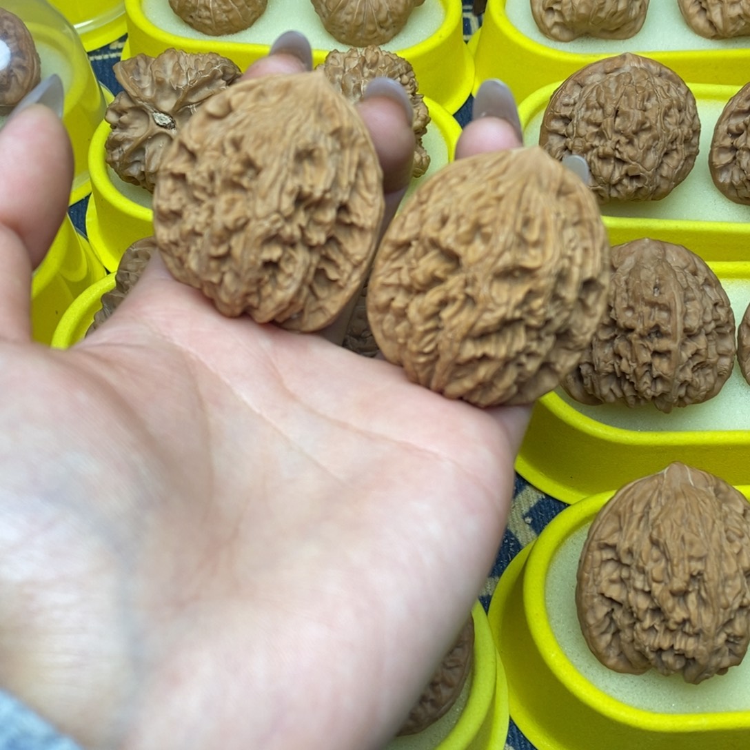 文玩核桃把件41虎头