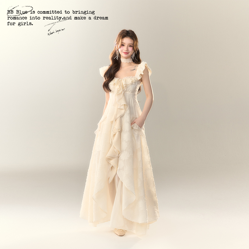 BB BLUE 原创设计 南法假日 松弛木耳边提花连衣裙