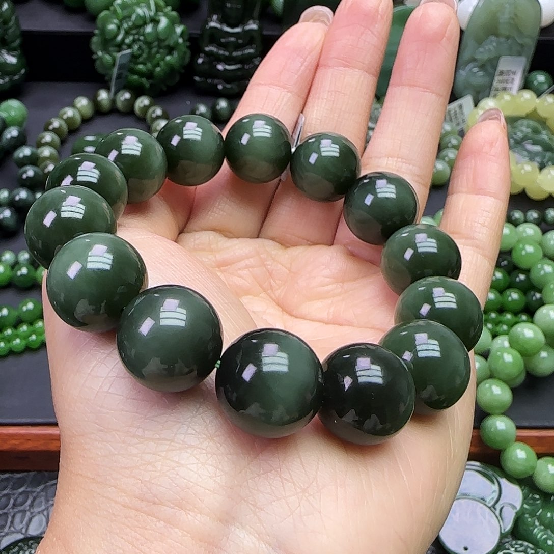 和田玉未镶嵌珠宝奇石