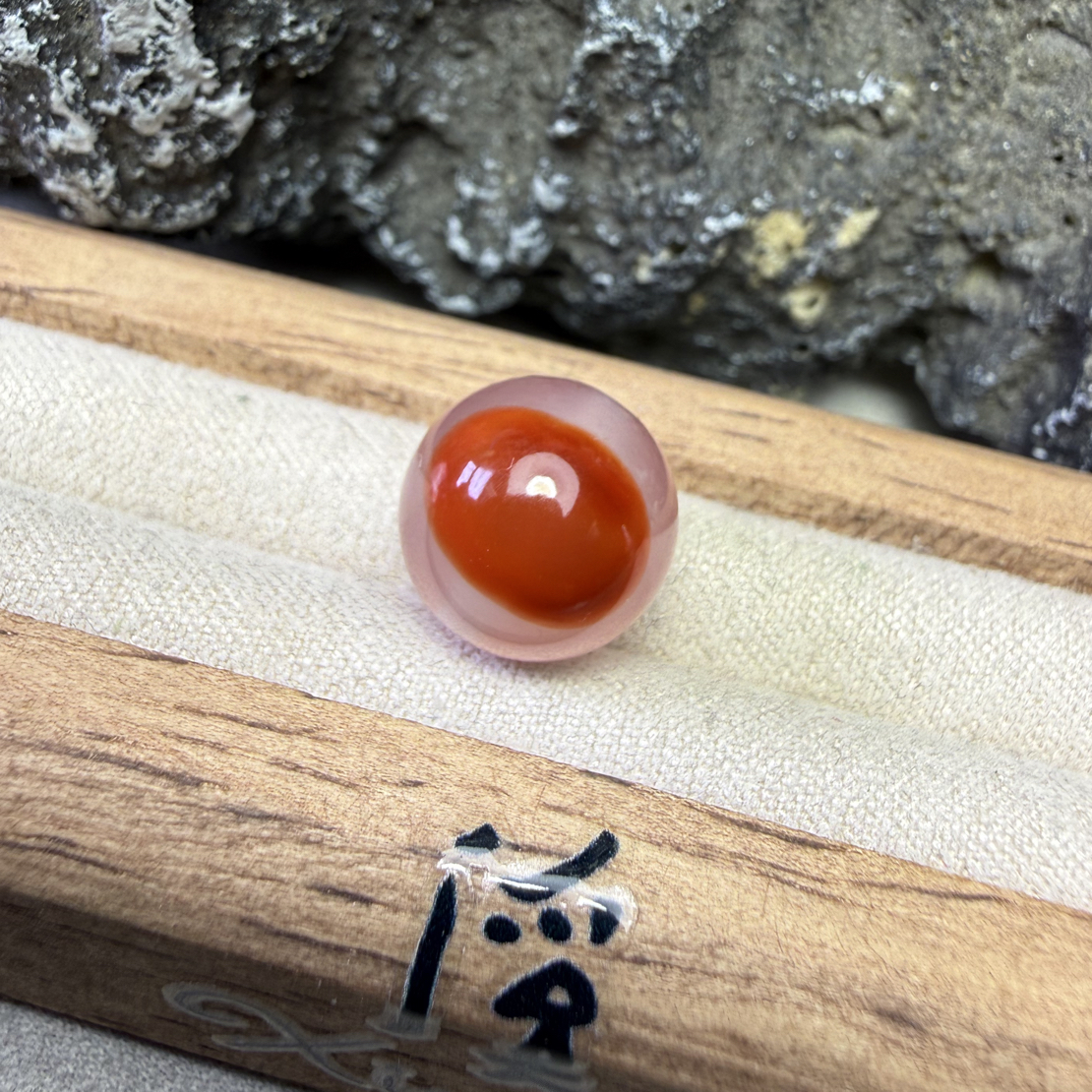 天然原矿南红冰飘圆珠12