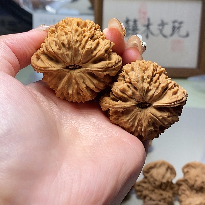 文玩核桃吊坠46南疆石