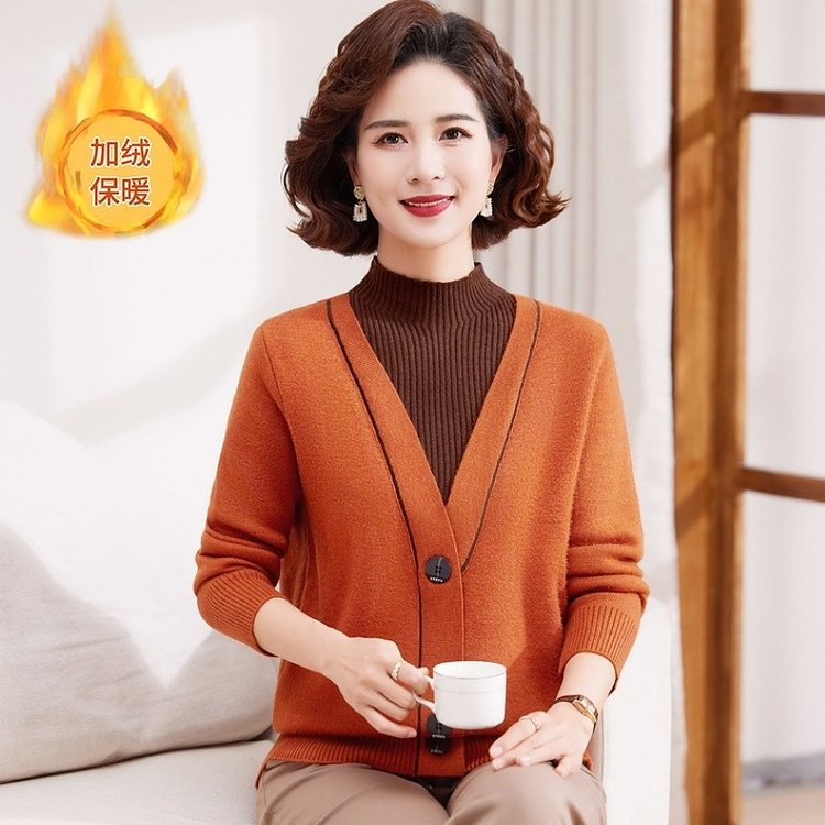 妈妈冬装新款洋气假两件加绒加厚毛衣老年人妈妈装女装70-80岁