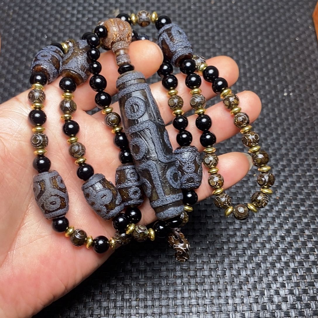 褚***君玛瑙/玉髓未镶嵌手链