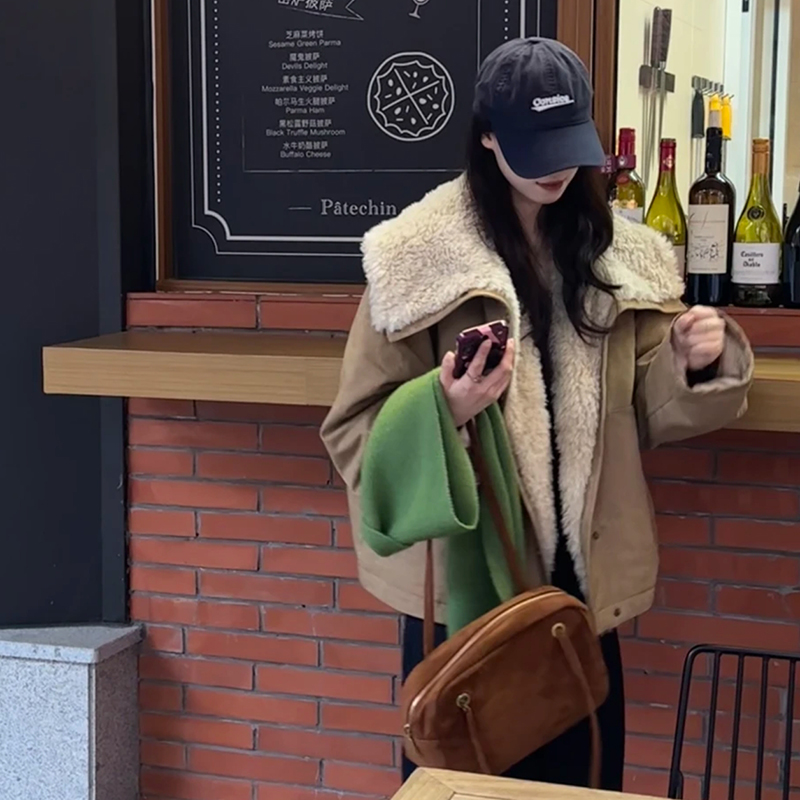 【半熟冬日】初冬美式慵懒设计感拼毛翻领夹克棉服复古外套女