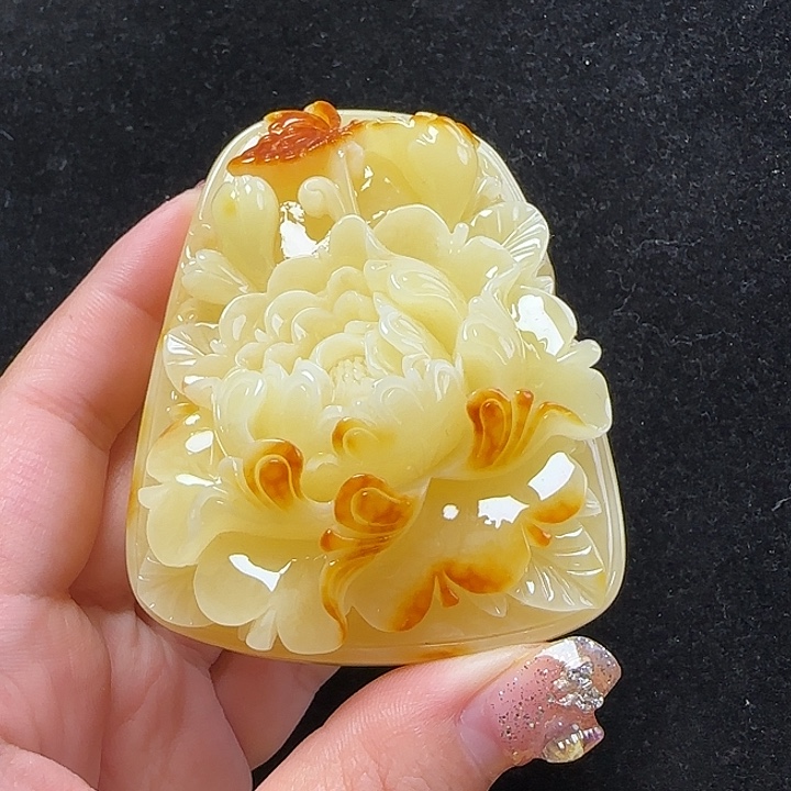 蜜蜡珠宝奇石未镶嵌