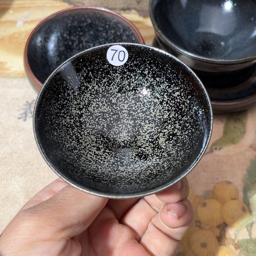 茶盏义兴龙窑坚持真柴烧
