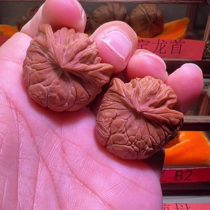 宫灯富甲天下形圆球正勾蛇头核桃
