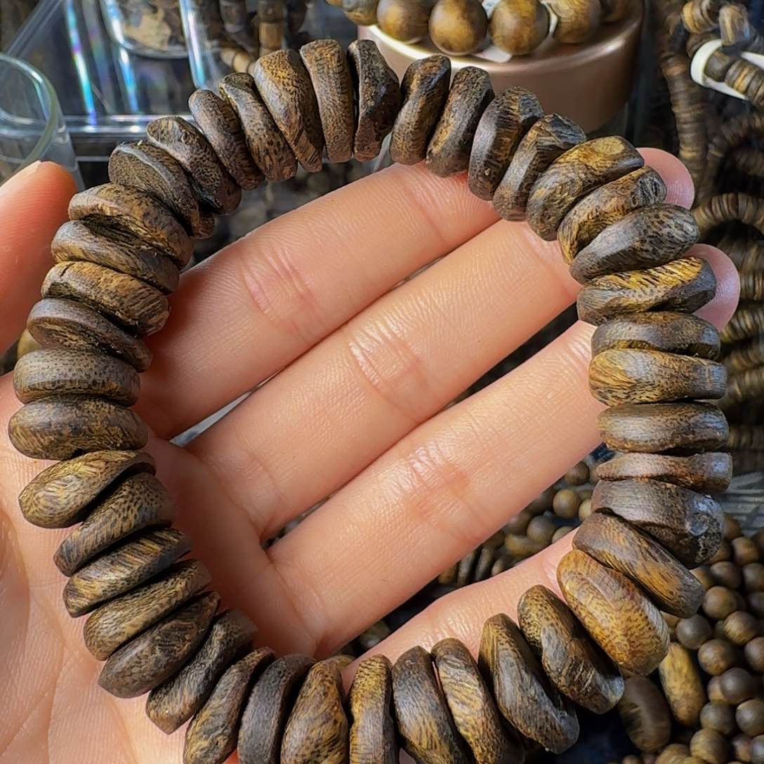 沉香手串牛肉干25.7克