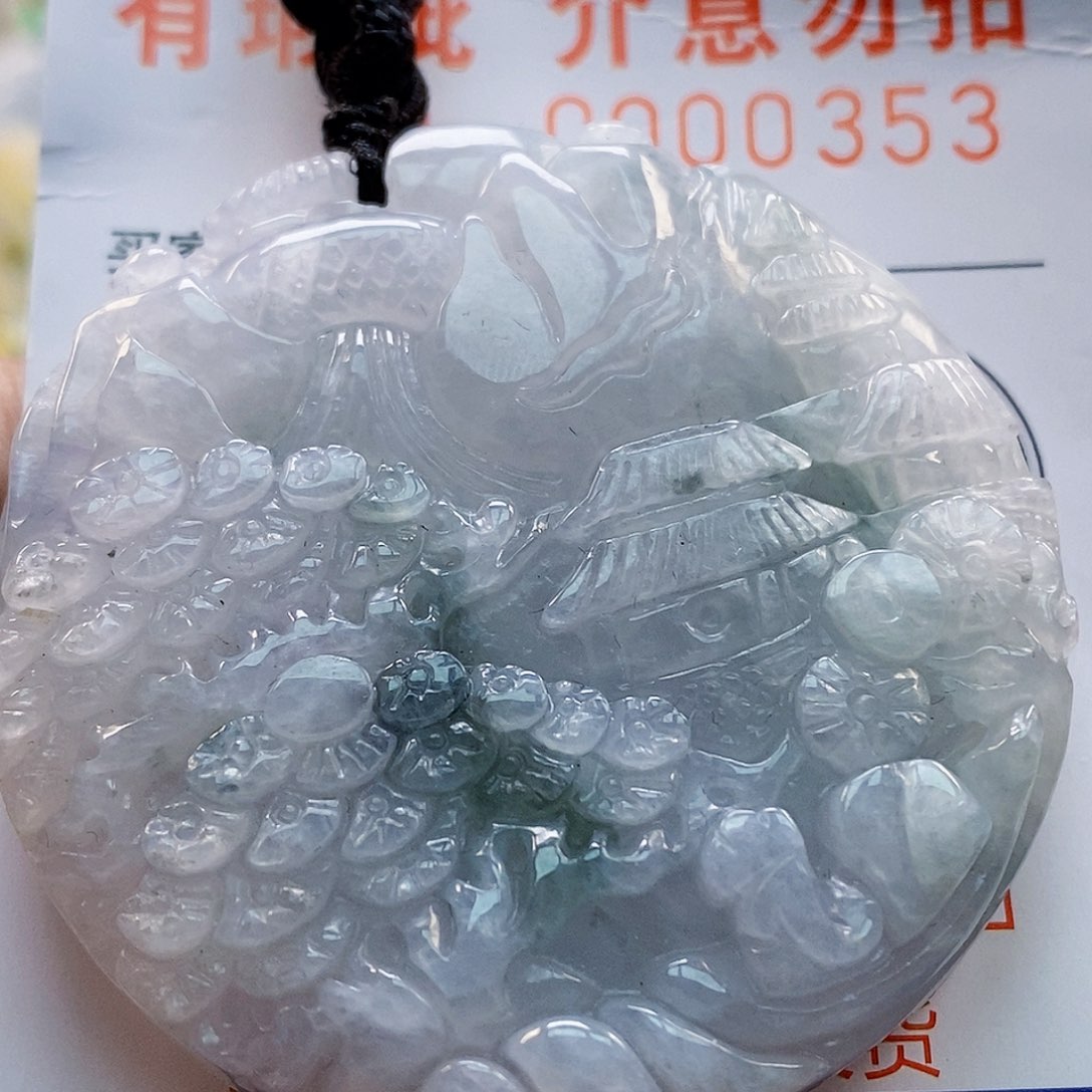 吊坠(不含链)未镶嵌翡翠