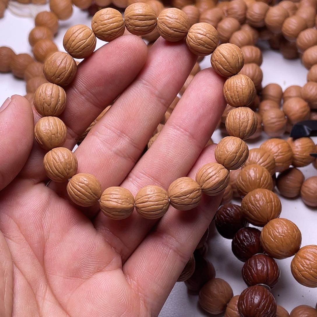 猴头核桃吊坠小凤仙