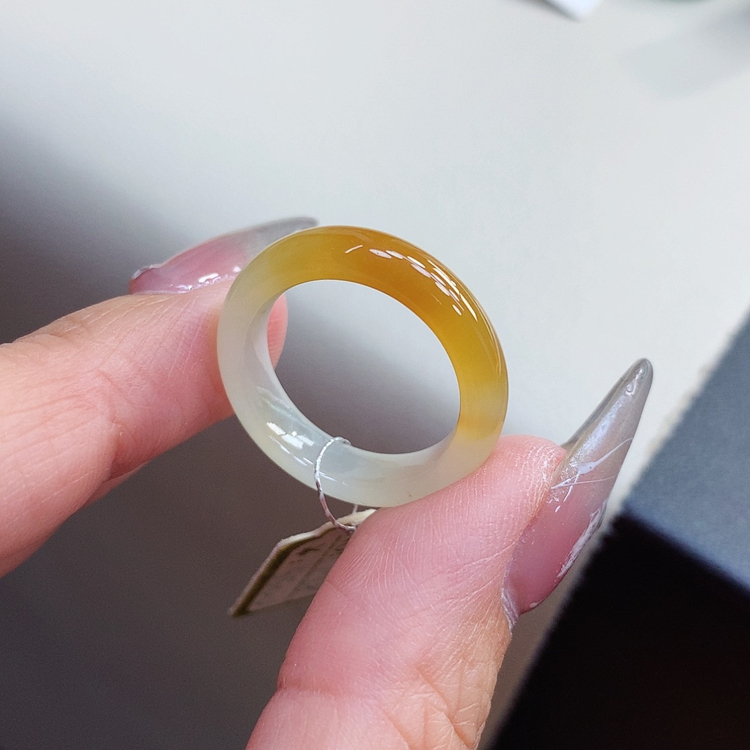 翡翠戒指未镶嵌17-18号