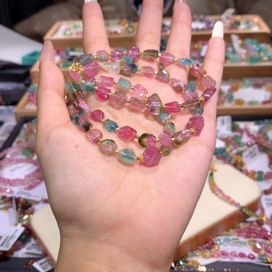 未镶嵌多样性发货其一碧玺