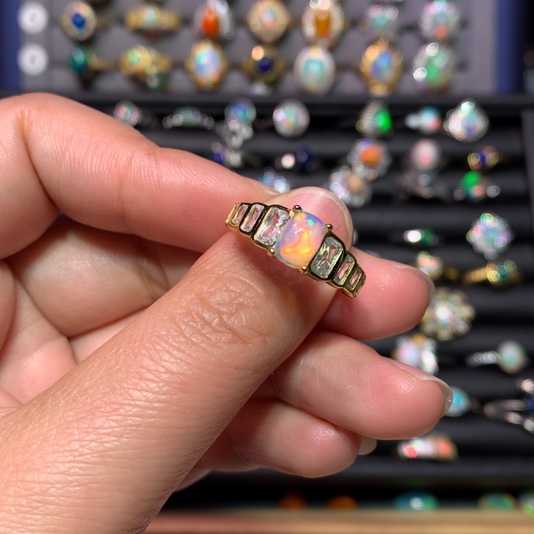 欧泊戒指款式银S925镶嵌贪****间