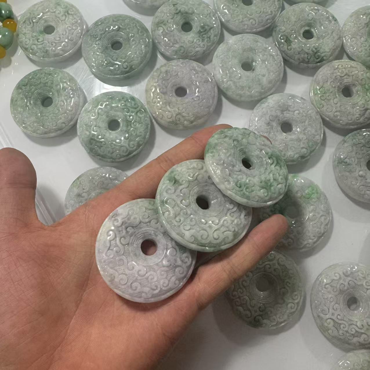 天然A货翡翠平安扣吊坠--多样性发一