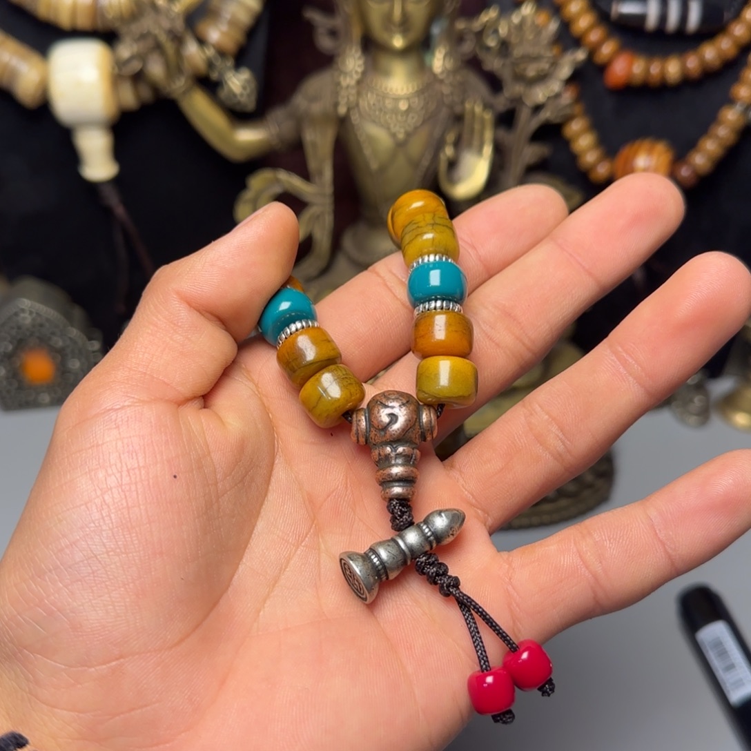 泡***哥格桑工艺坊直播间