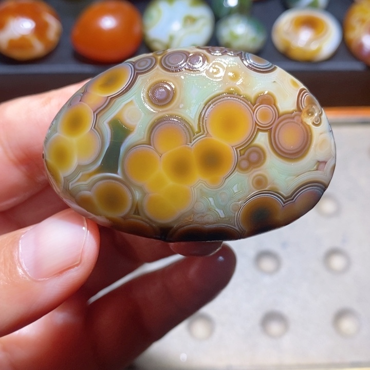 未镶嵌玛瑙/玉髓珠宝半成品8